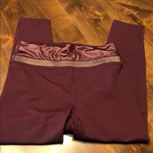 Fabletics maroon leggings